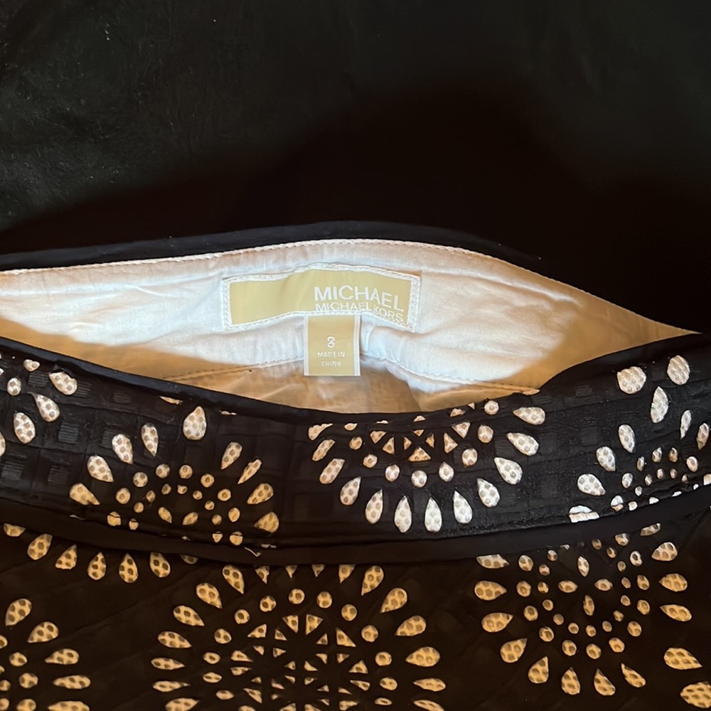 Skirt - Picture 2 of 2